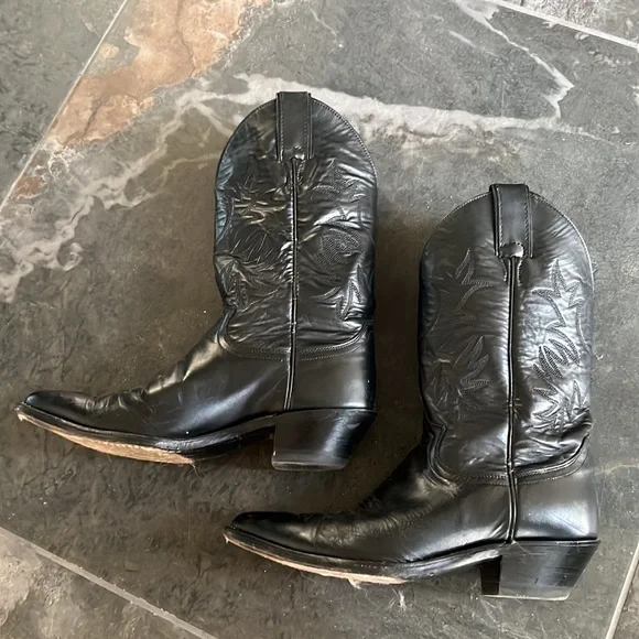 Justin’s Black Leather Boots - Picture 6 of 13